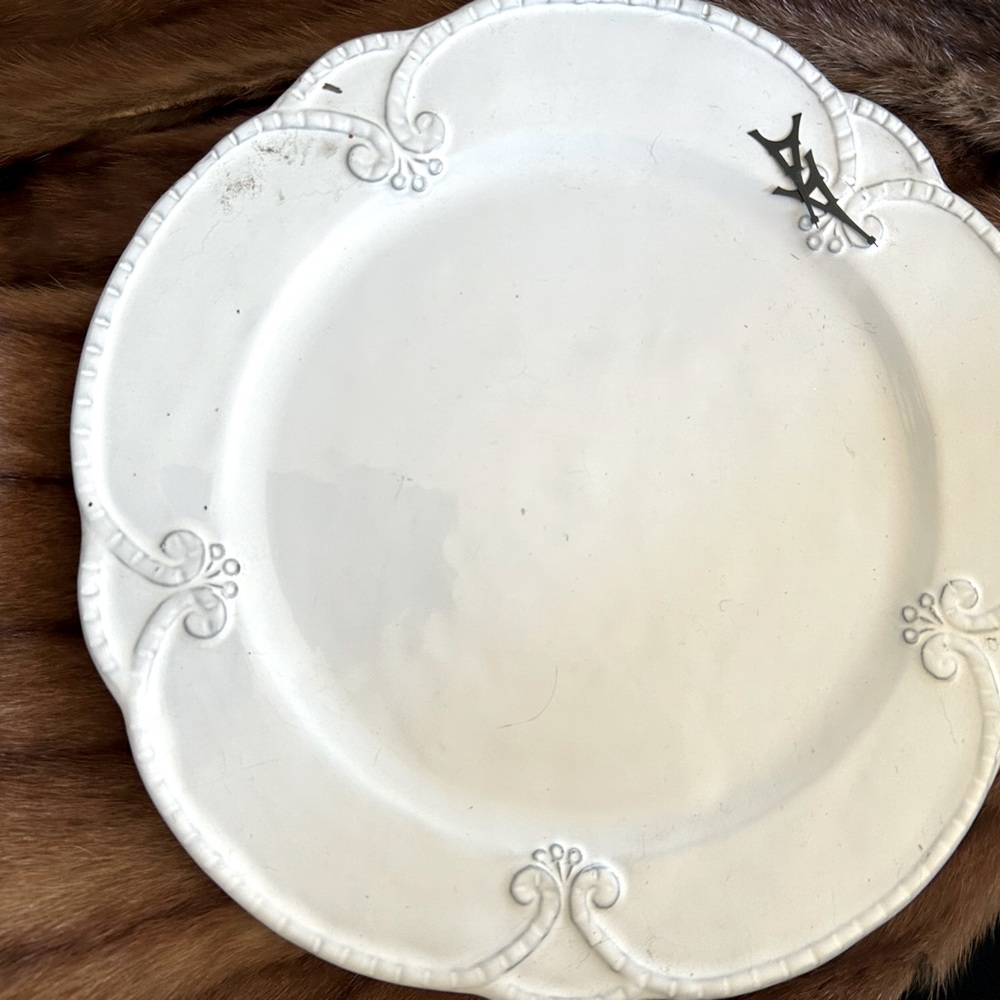 ARTE ITALICA DINNERWARE (BELLA BIANCA) salad and dinner plate set new